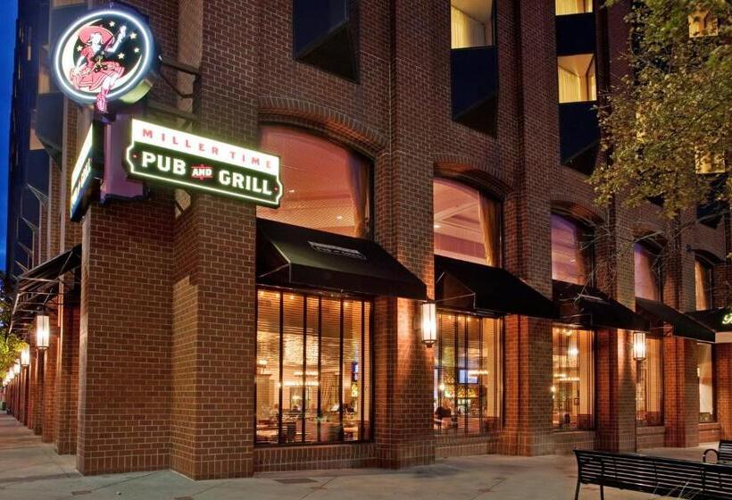 בית מלון כפרי The Lincoln Marriott Cornhusker