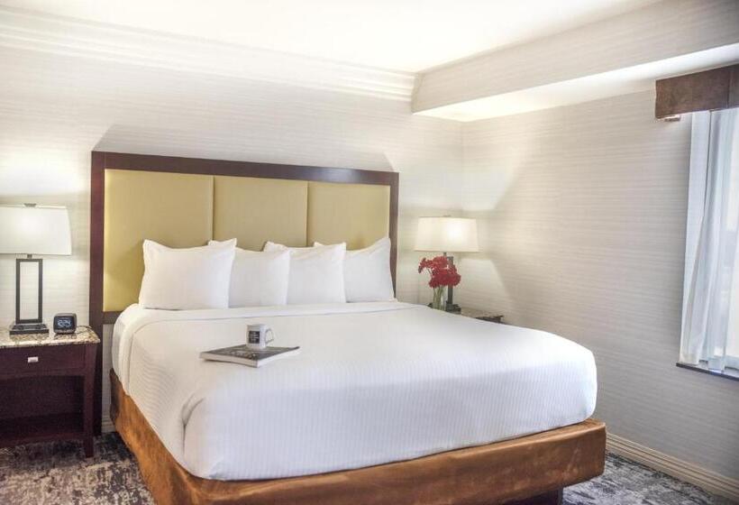 בית מלון כפרי The Madison Concourse