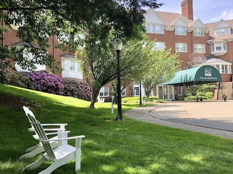 ホテル The Simsbury Inn