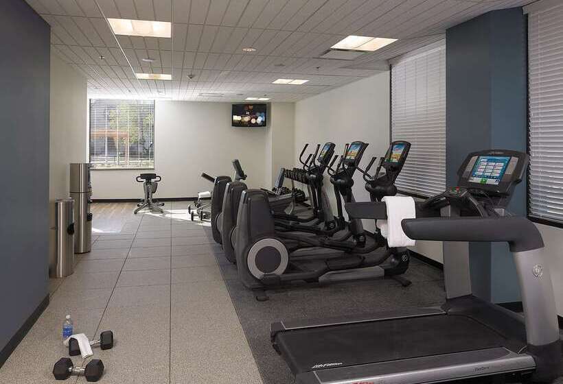 The Strathallan Rochester Hotel & Spa   Doubletree By Hilton