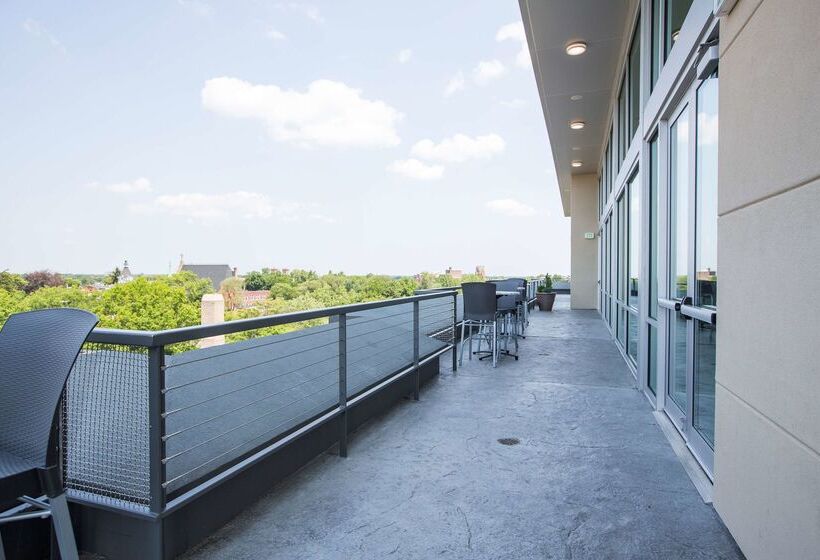 The Strathallan Rochester Hotel & Spa   Doubletree By Hilton