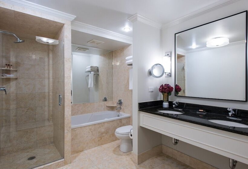 Отель The Talbott