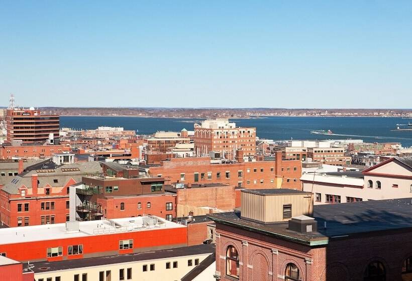 فندق The Westin Portland Harborview