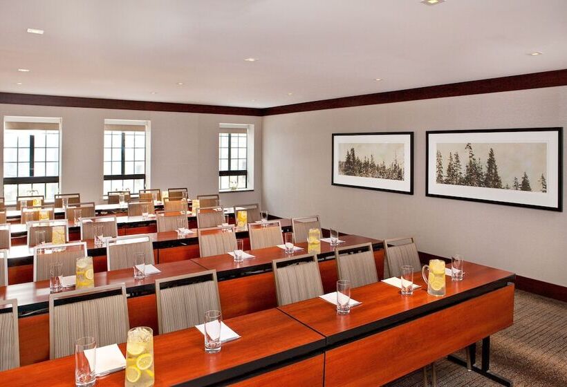 فندق The Westin Portland Harborview