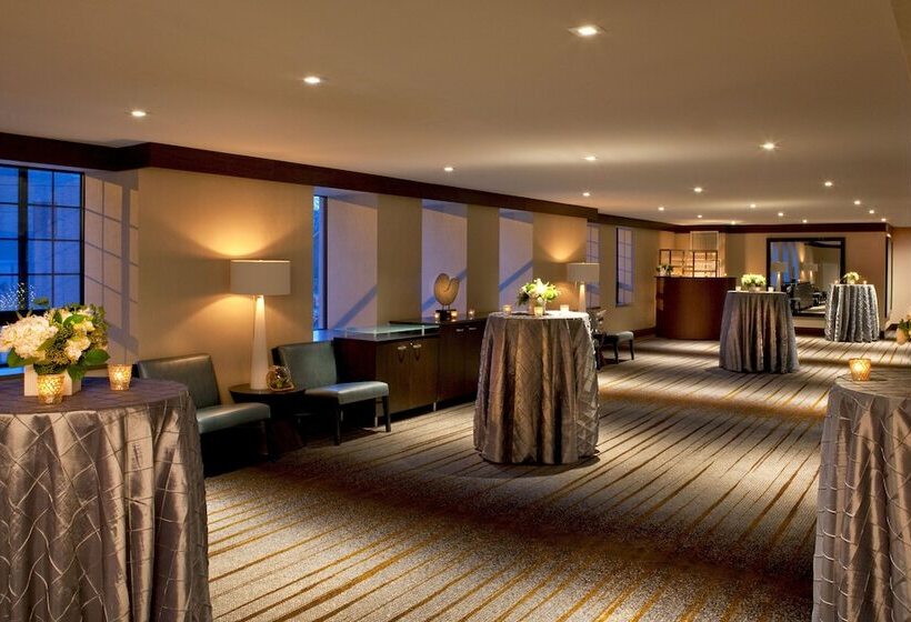 فندق The Westin Portland Harborview