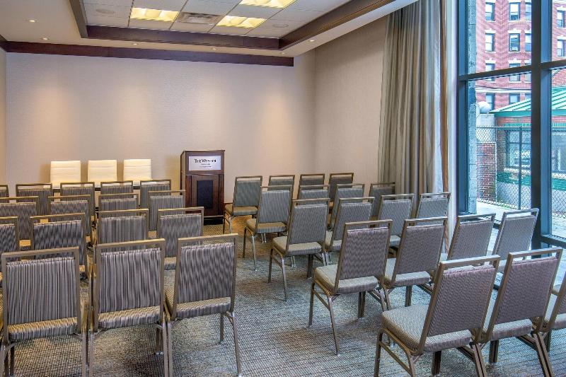 فندق The Westin Portland Harborview