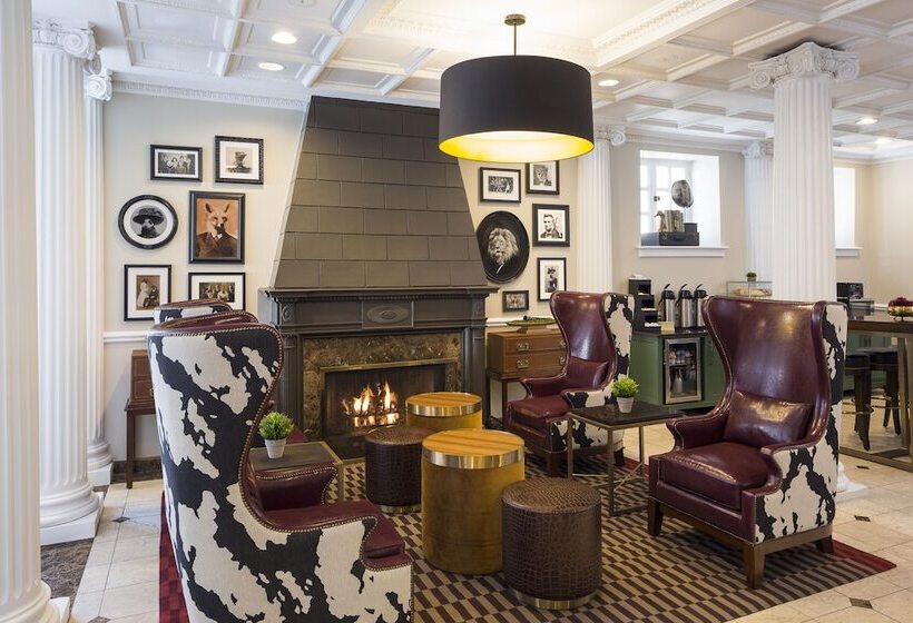 Отель The Willows