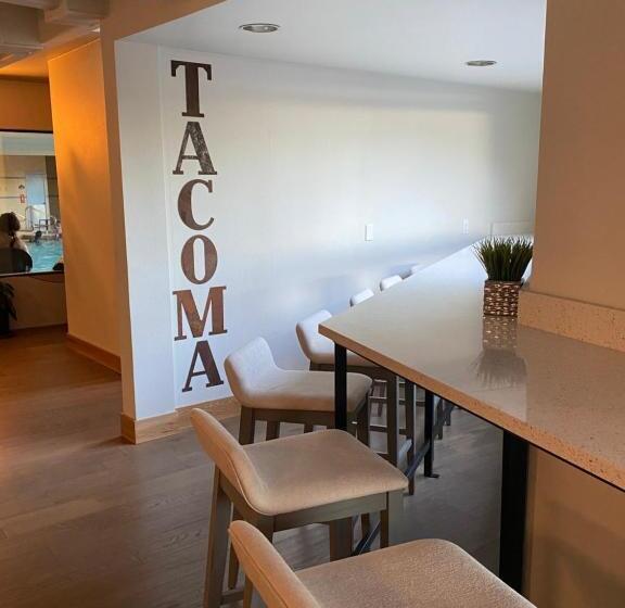 Thea Tacoma, Ascend Hotel Collection