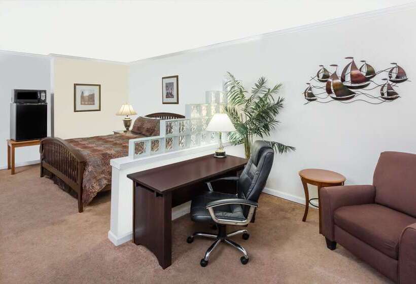 בית מלון כפרי Travelodge By Wyndham Shreveport La