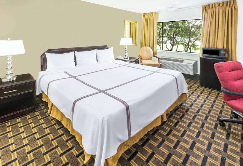 هتل Travelodge By Wyndham Shreveport La