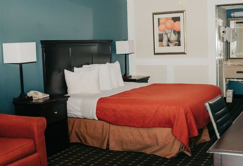 فندق Victorian Inn & Suites