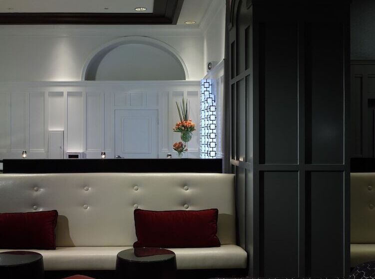 هتل Warwick Allerton  Chicago