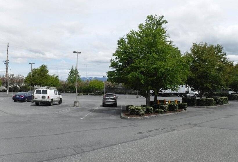 فندق Wingate By Wyndham Mount Vernon