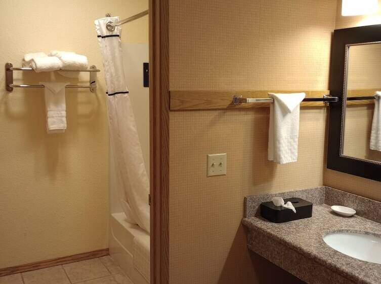 فندق Wingate By Wyndham Mount Vernon