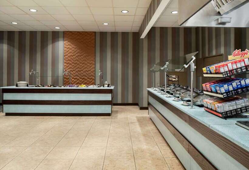 هتل Wyndham Springfield City Centre