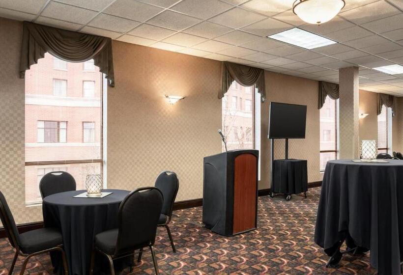 酒店 Wyndham Springfield City Centre