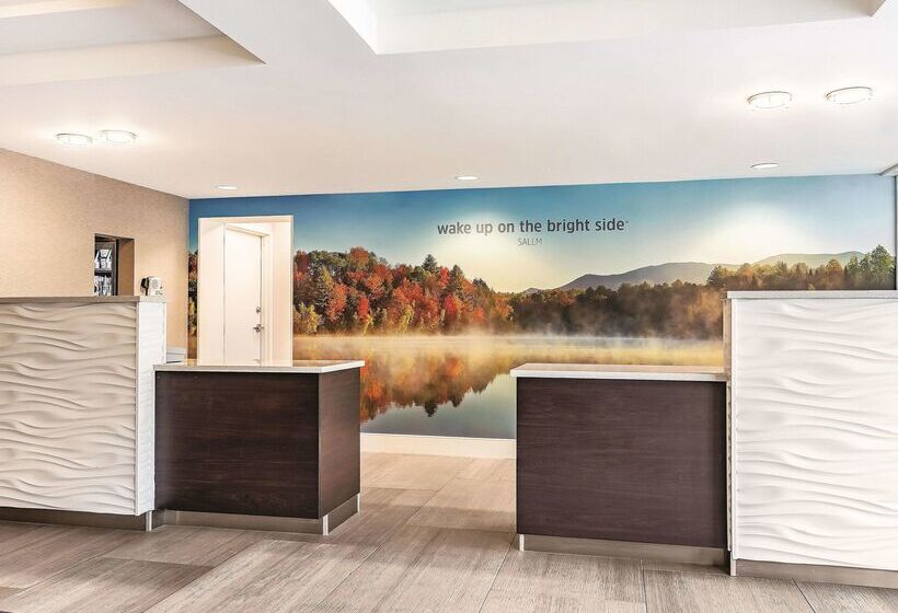 La Quinta By Wyndham Salem Nh
