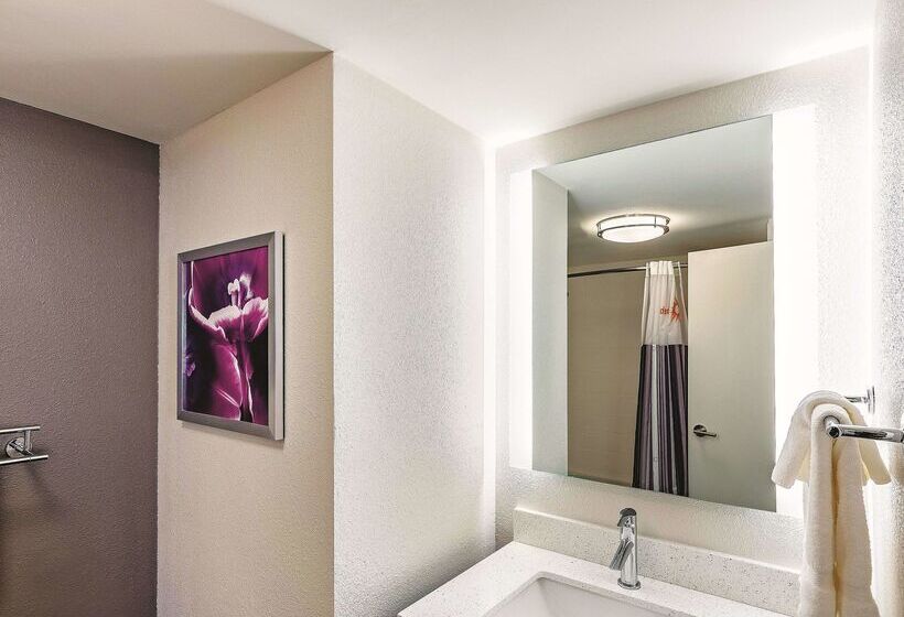 La Quinta By Wyndham Salem Nh