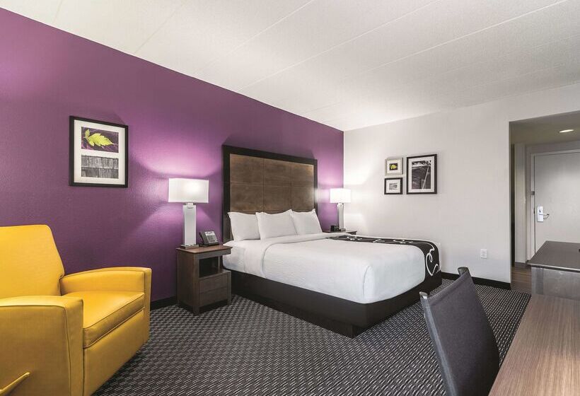 La Quinta By Wyndham Salem Nh