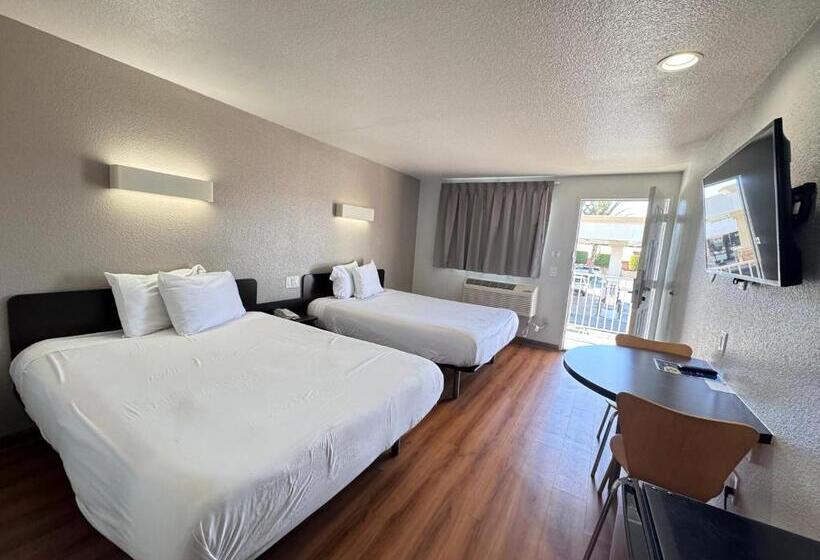 Motel 6 Ontario Airport