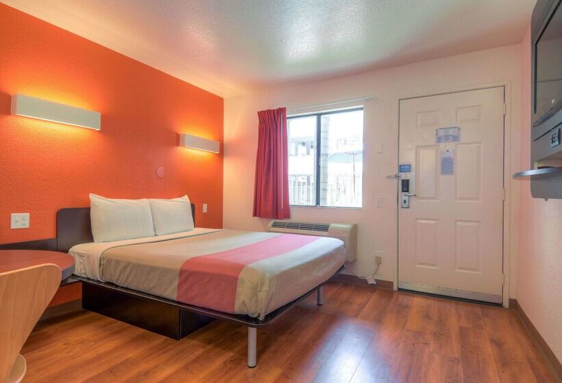 Motel 6 Chula Vista, Ca   San Diego