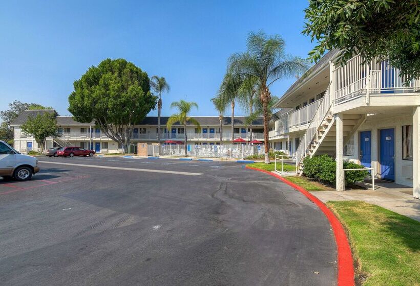 Motel 6el Cajon, Ca  San Diego