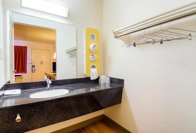 Motel 6el Cajon, Ca  San Diego