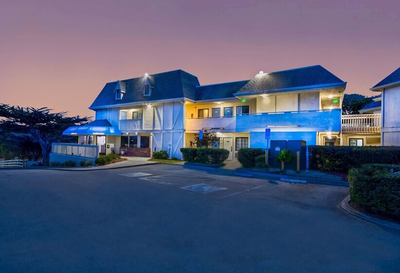 Motel 6marina, Ca  Monterey