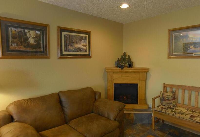 فندق على الطريق Americas Best Value Inn & Suites International Falls