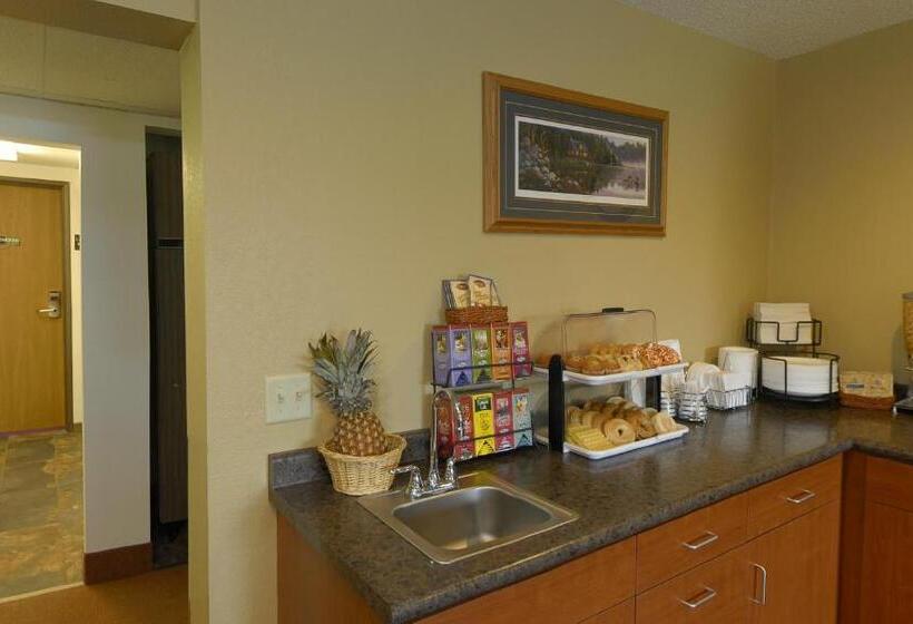 מוטל Americas Best Value Inn & Suites International Falls