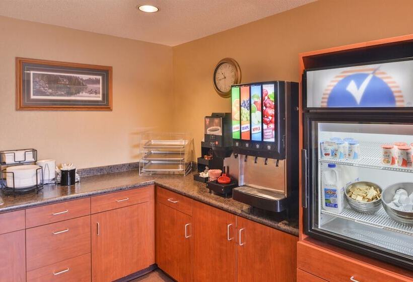 فندق على الطريق Americas Best Value Inn & Suites International Falls