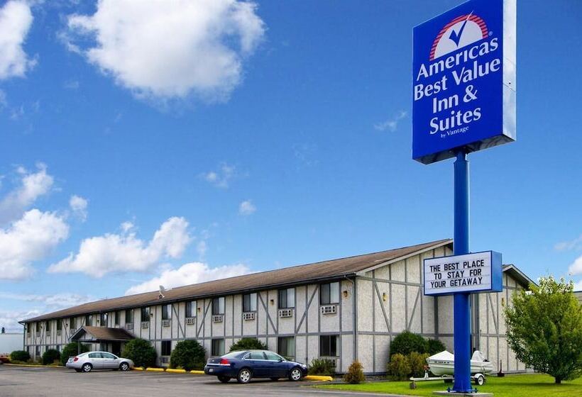 מוטל Americas Best Value Inn & Suites International Falls