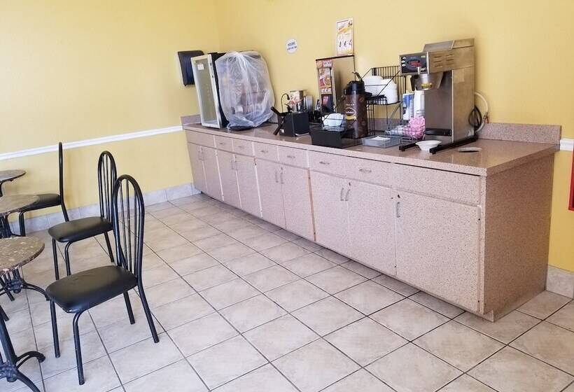 فندق على الطريق Americas Stay Inn Leavenworth