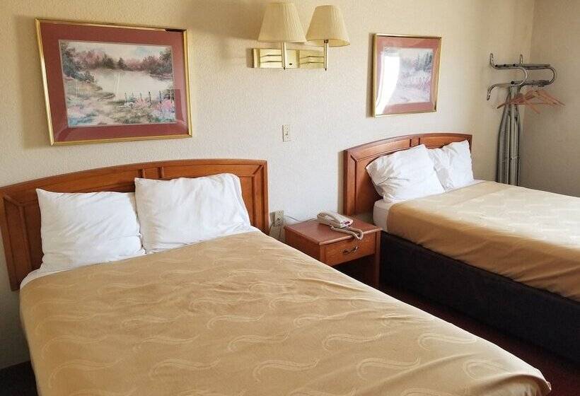מוטל Americas Stay Inn Leavenworth