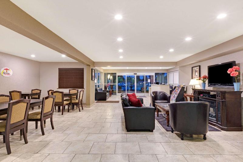 Мотель Comfort Inn Gilroy