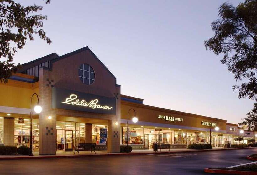 Мотель Comfort Inn Gilroy