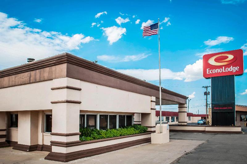 فندق على الطريق Econo Lodge Clovis