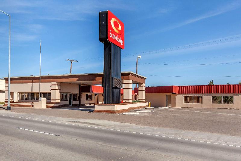 فندق على الطريق Econo Lodge Clovis