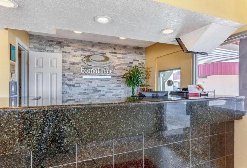 فندق على الطريق Econo Lodge Clovis