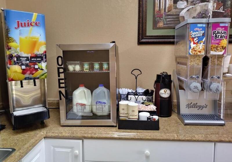 モーテル Econo Lodge