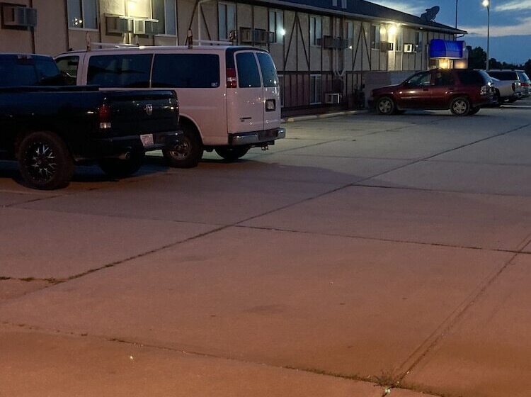 מוטל Executive Inn