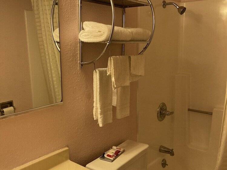 מוטל Executive Inn