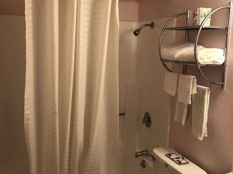 מוטל Executive Inn