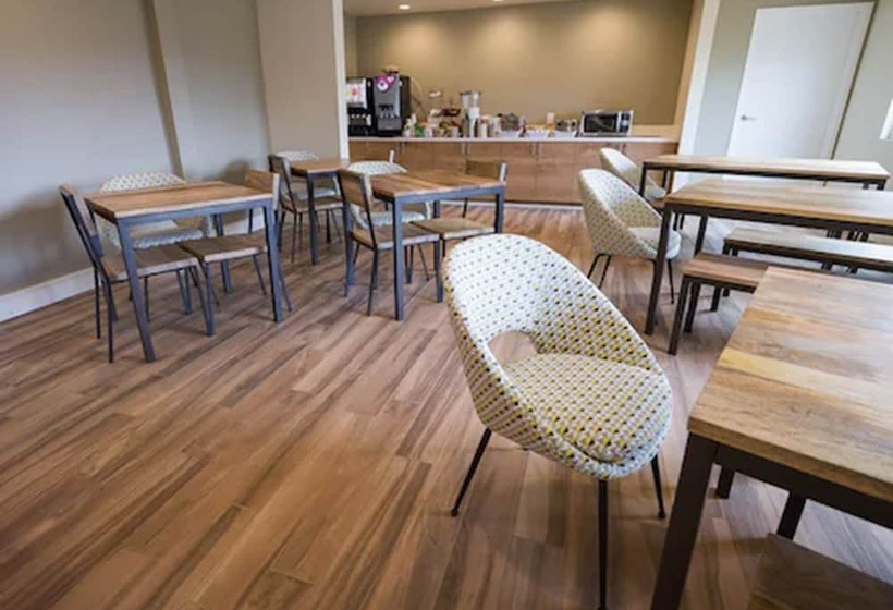 モーテル Focus Sfo