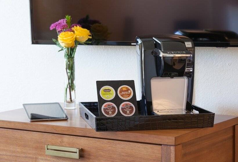 モーテル Focus Sfo