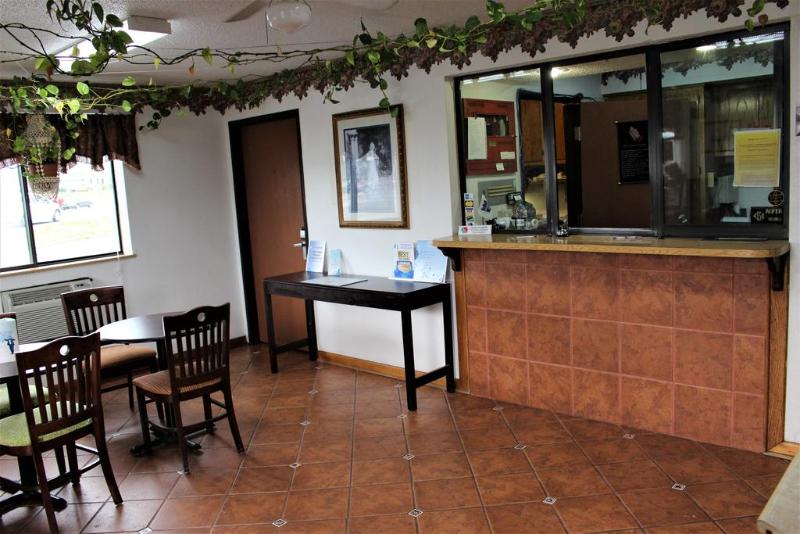 فندق على الطريق Knights Inn Albany