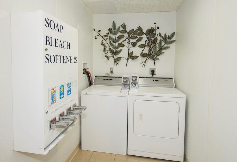 Мотель Red Roof Inn Binghamton North