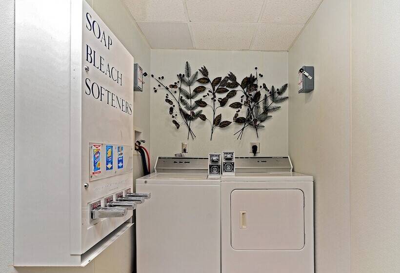 Мотель Red Roof Inn Binghamton North