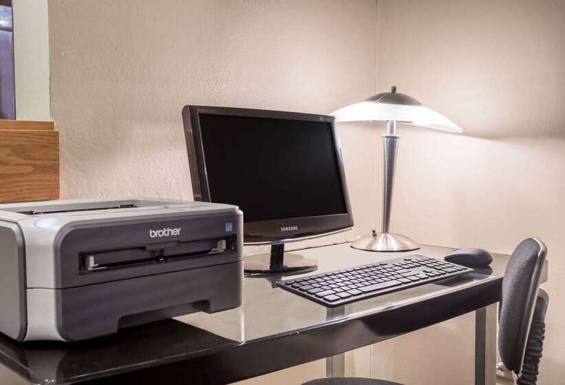 مُتل Super 8 By Wyndham Appleton