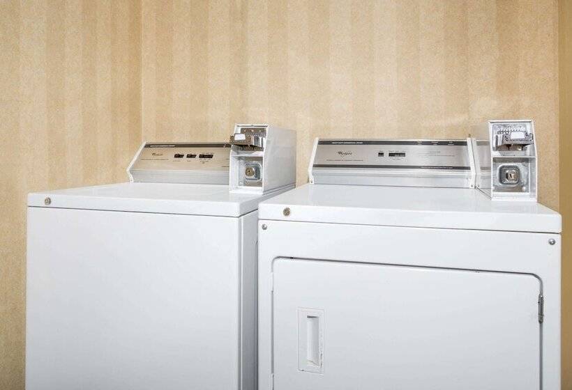 مُتل Super 8 By Wyndham Bentonville